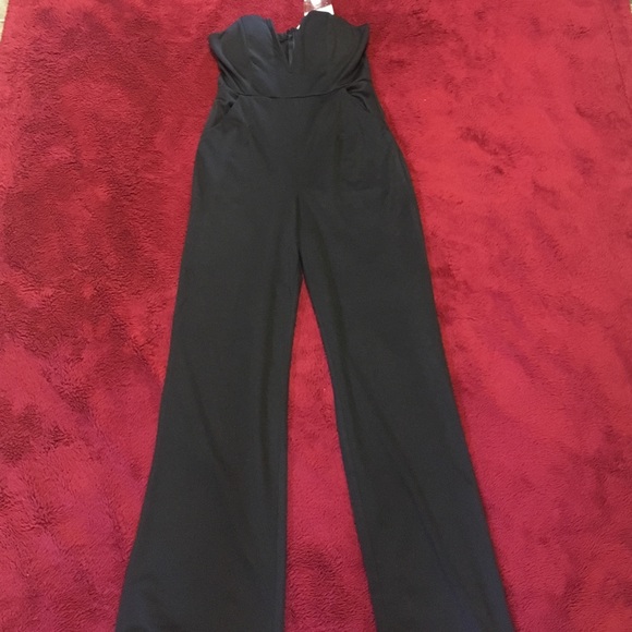 One piece - Picture 1 of 2