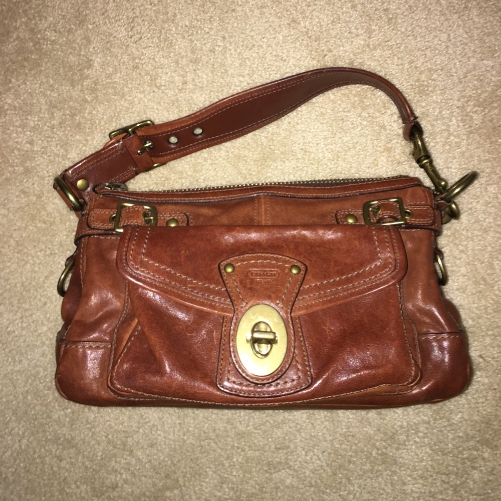 COACH Vachetta Walnut/Brass Legacy Shdr Bag 11127