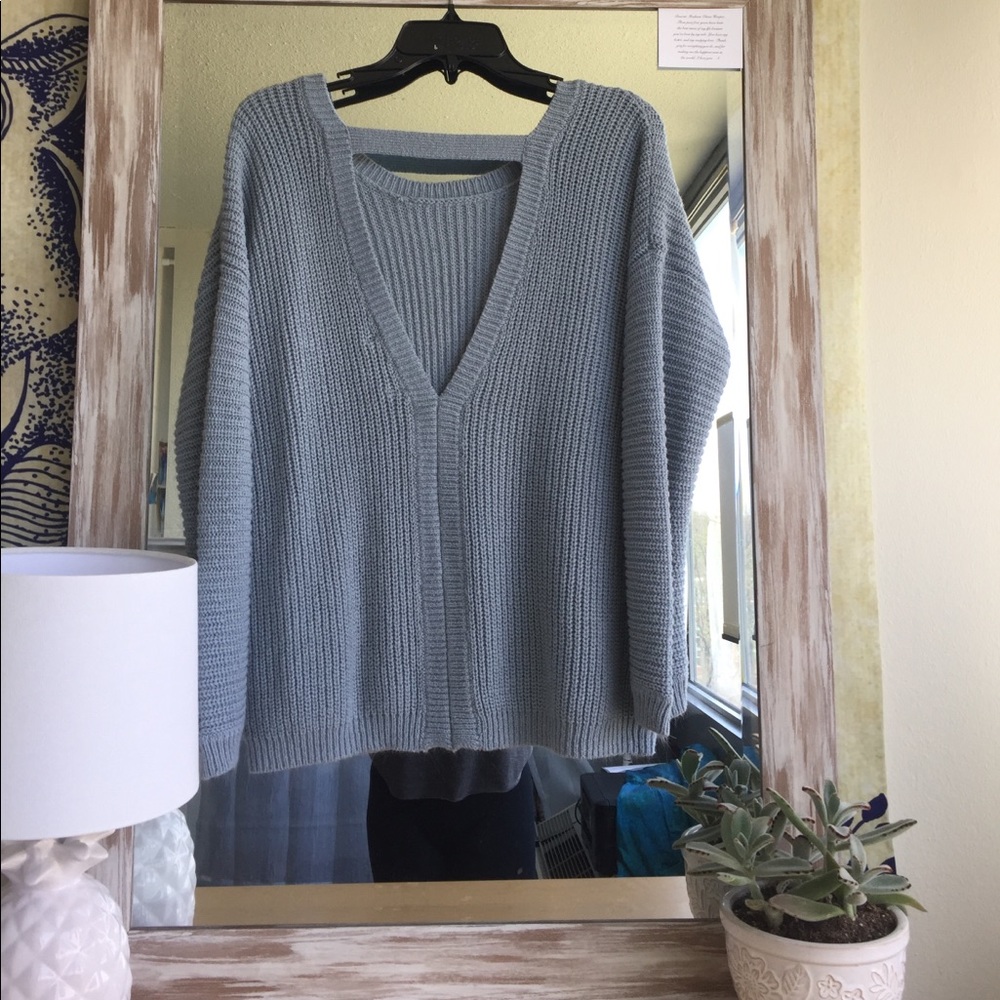 Cut Out Sweater - Picture 2 of 2