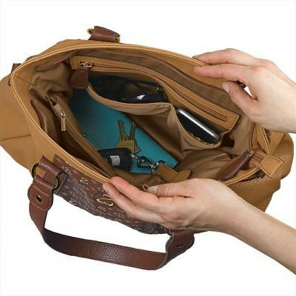 Relisted Open Hearts Shopper Tote - Picture 2 of 8