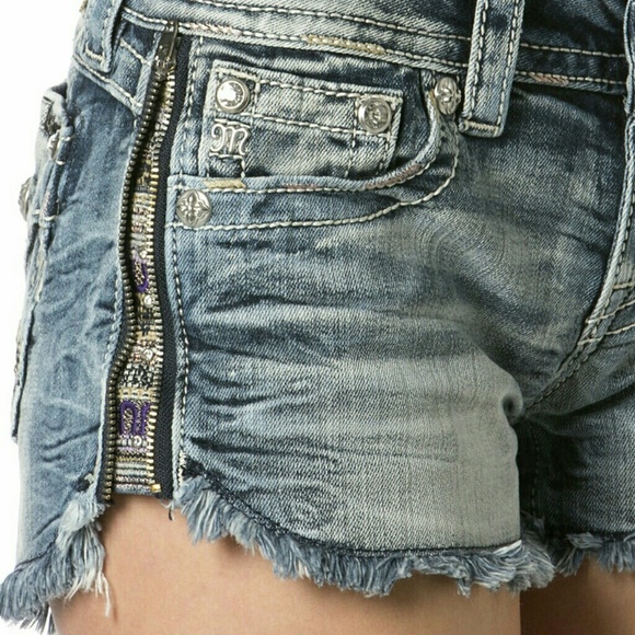 Miss Me Other - Miss Me super cute cut off shorts