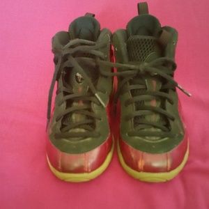 LITTLE BOYS Nike foamposites