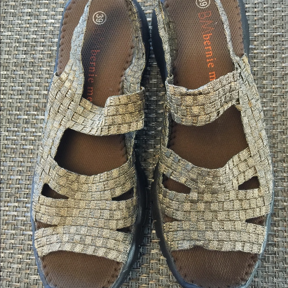 Bernie Mev sandal bundle