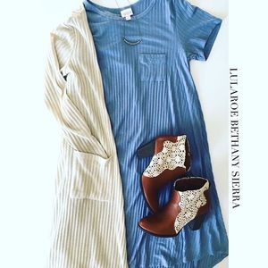 LuLaRoe Carly dress