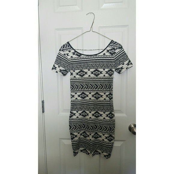 Sale! Aztec Bodycon Dress - Picture 1 of 2