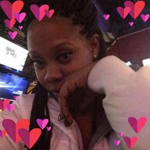 Meet your Posher, Domonique