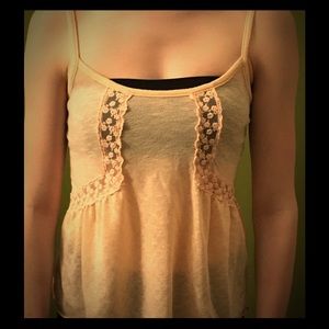 Delia's peach tank