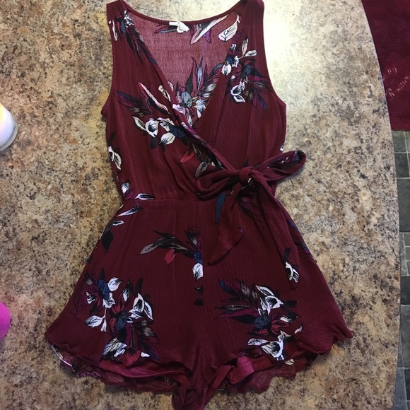 Romper - Picture 1 of 1