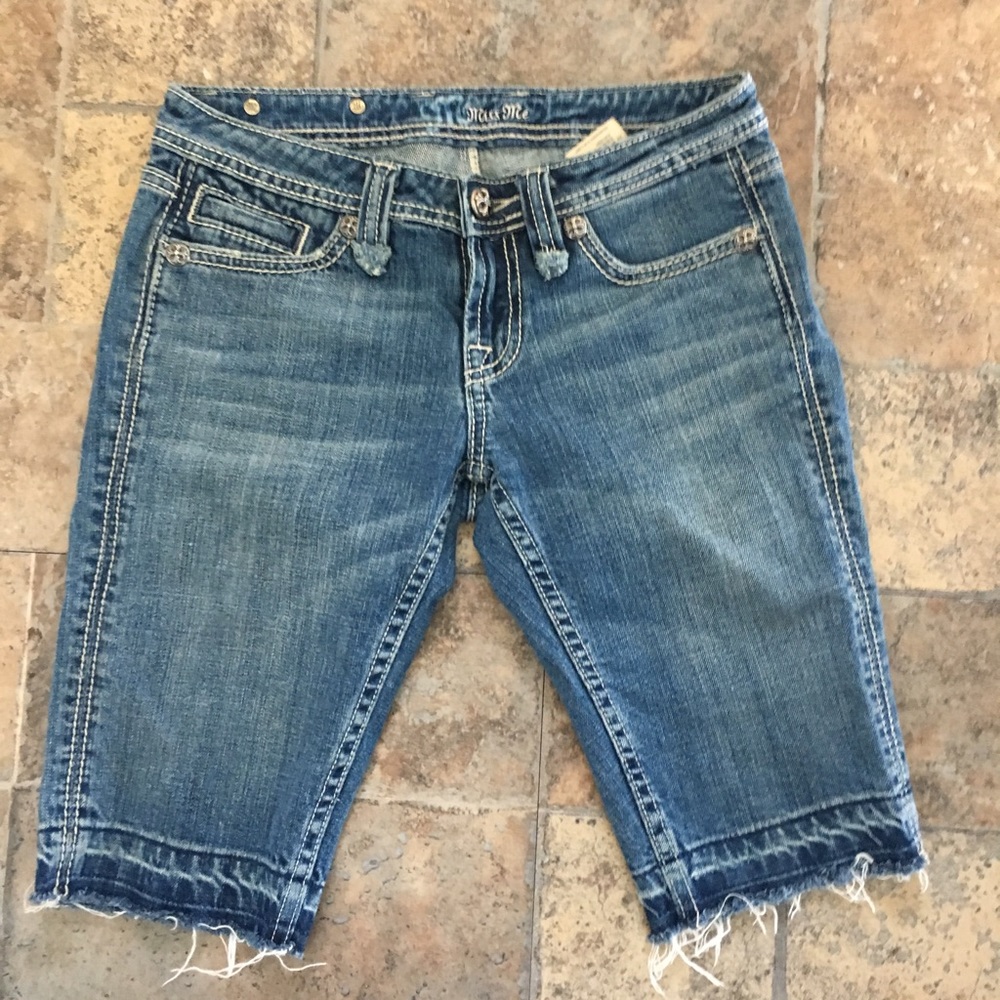 Miss Me Bermuda shorts Size 26