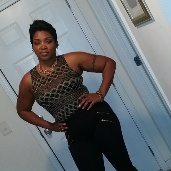 Tank Top - Picture 2 of 2