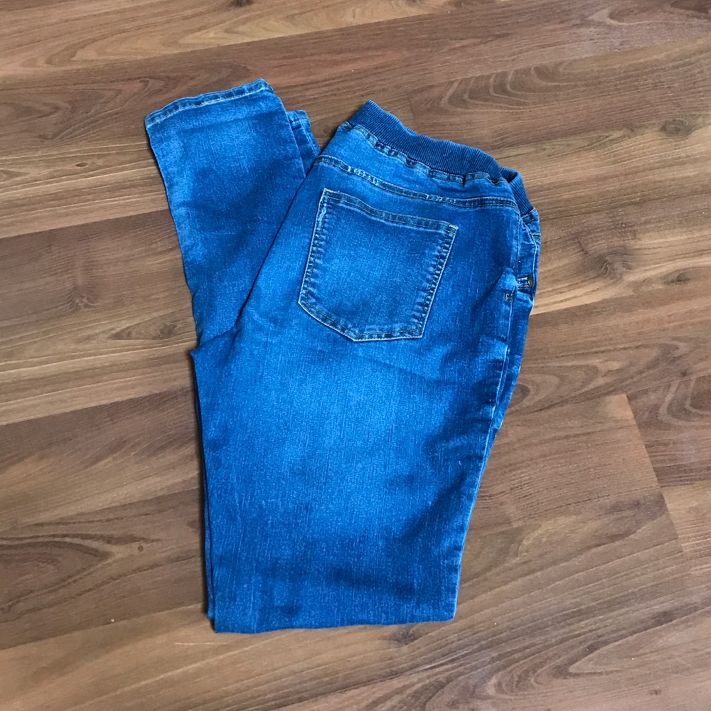 Maternity skinny jeans