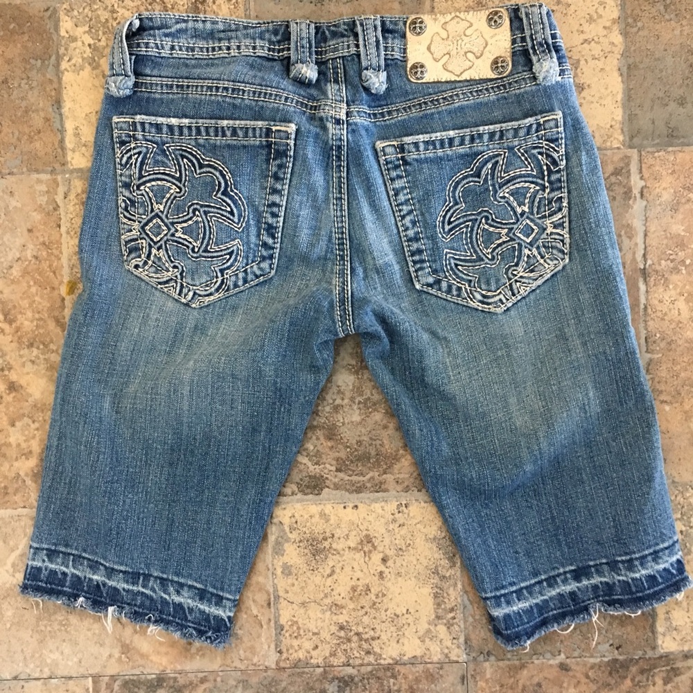 MISS ME SHORTS Size 26