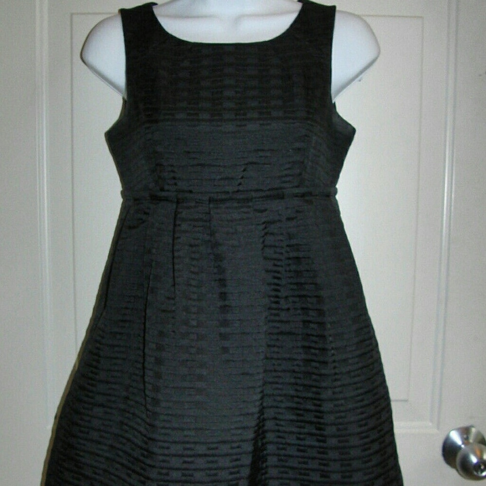 Max and Cleo Black Sleeveless Cocktail Dress Size2