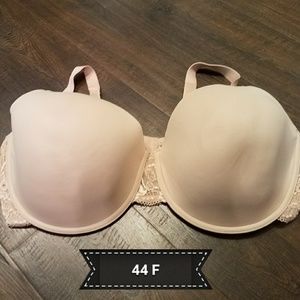 Essiential Bodywear 44F