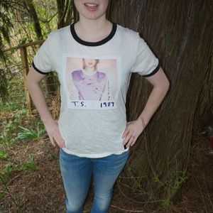 Taylor Swift 1989 World Tour Shirt