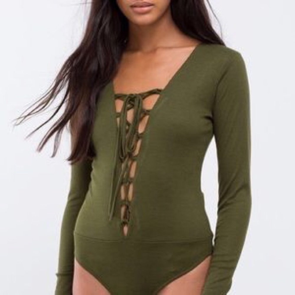 Blanc Olive Green Lace-up Bodysuit