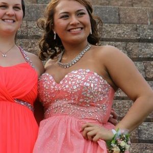Pink/coral prom dress