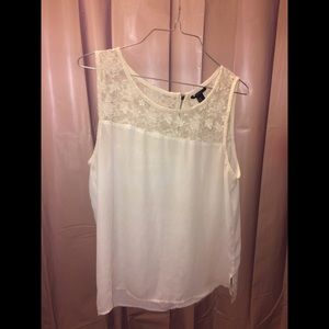 White lace tank top