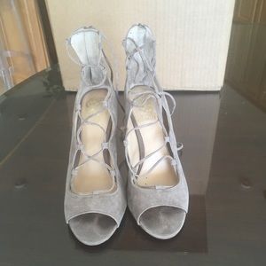 Vince Camuto Grey Suede Lace Up Hells