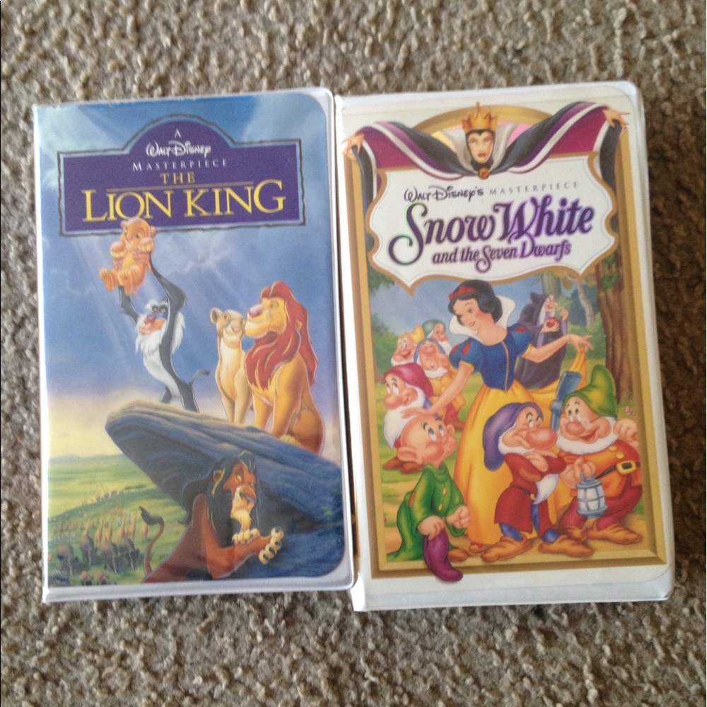 The lion king & Snow White and the seven dwarfs