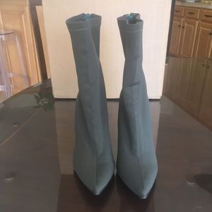Pointed Toe Stretch Green Mid Calf Boots