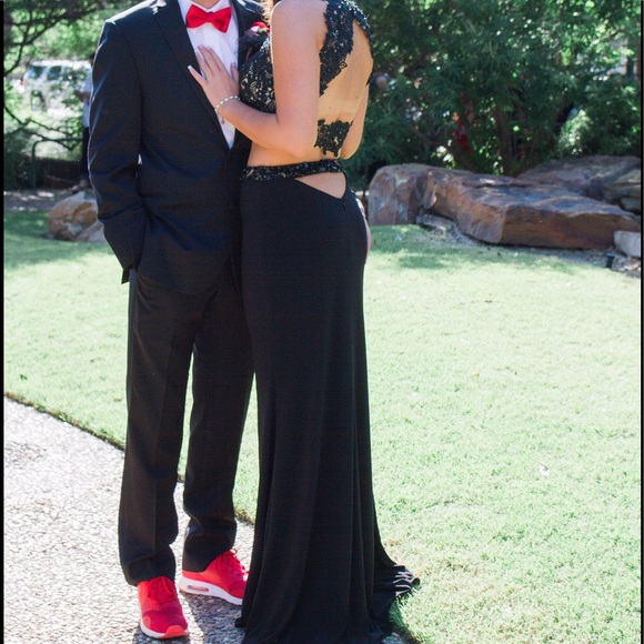 Prom Dress - Picture 2 of 4