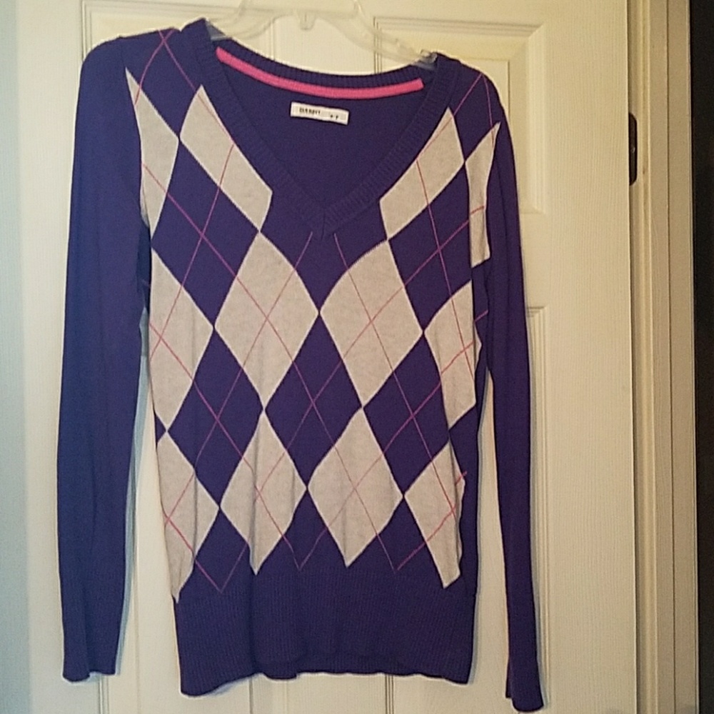 Old Navy sweater