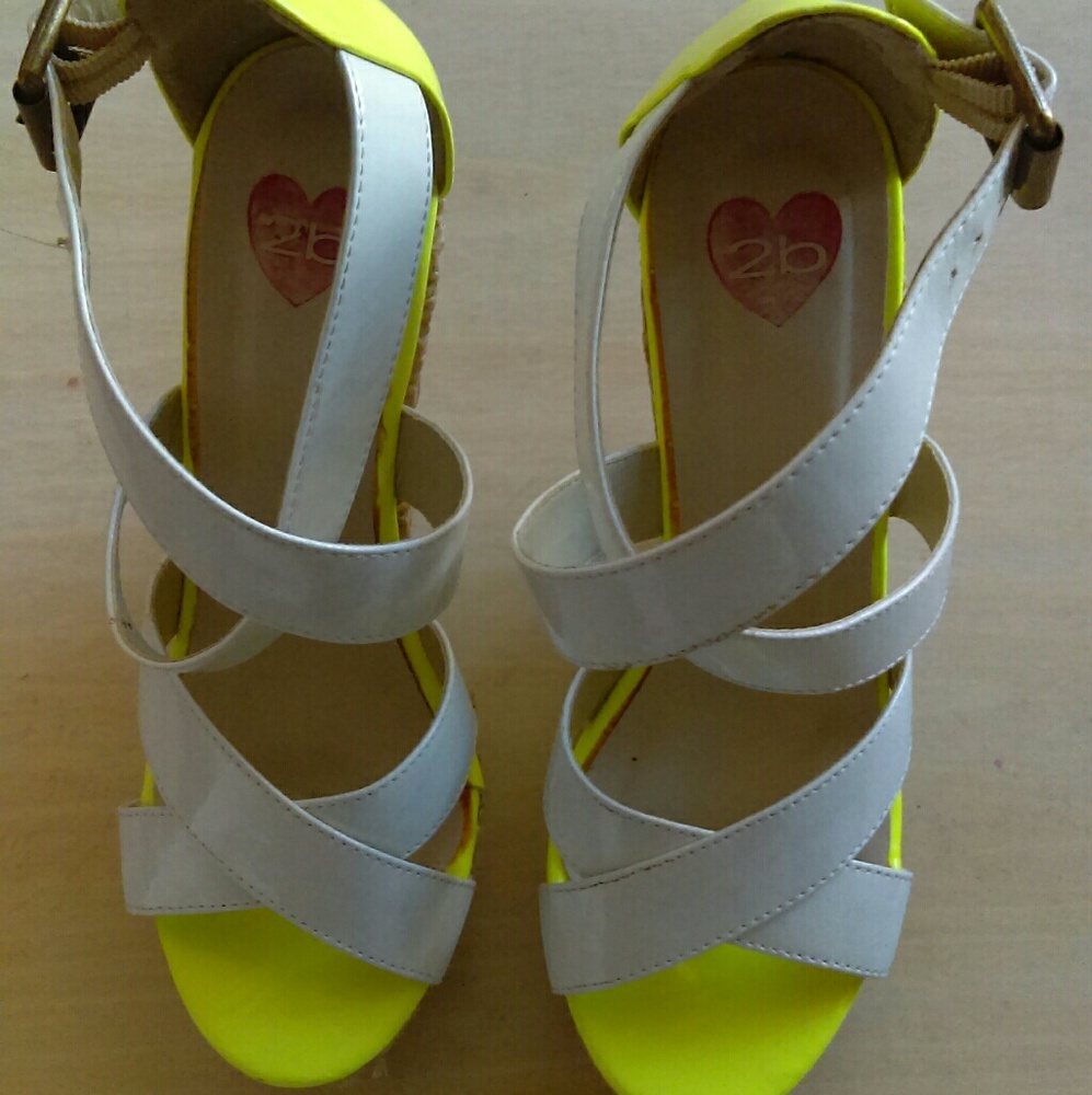Bebe Wedges