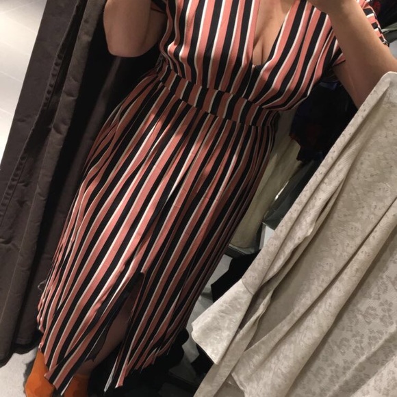 DRESS - Picture 2 of 3