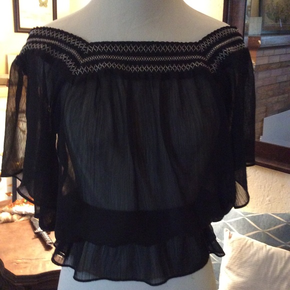 Pretty sheer black boho blouse w embroidery - Picture 4 of 4