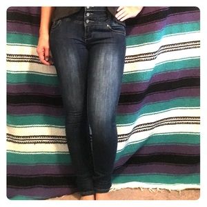 High waisted jeans