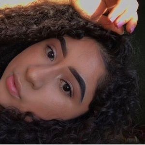 Meet your Posher, Belen