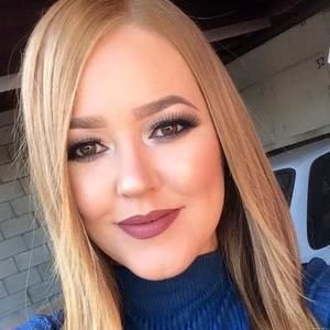 Meet your Posher, Sonia