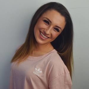 Meet your Posher, Caitlin