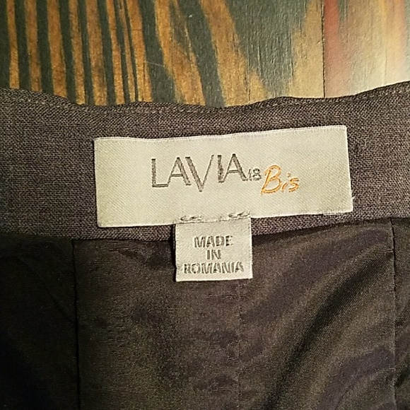 Lavia Grey Skirt with Outstanding Design Details - Picture 3 of 5