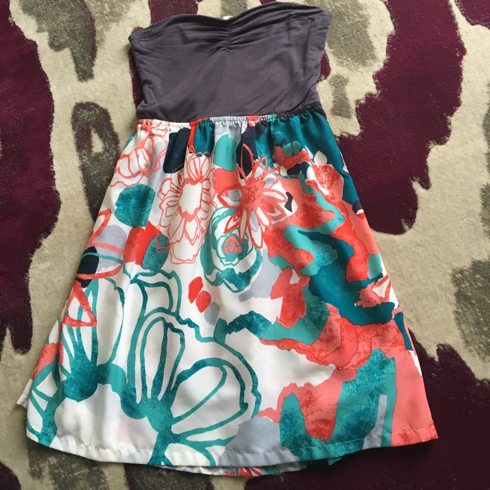 Rosy Strapless Multicolor Dress