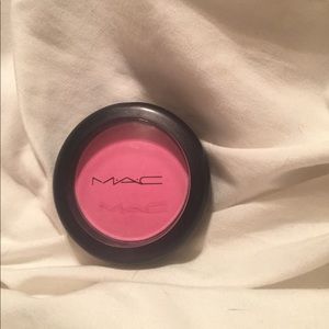 MAC Blush in Pink Swoon