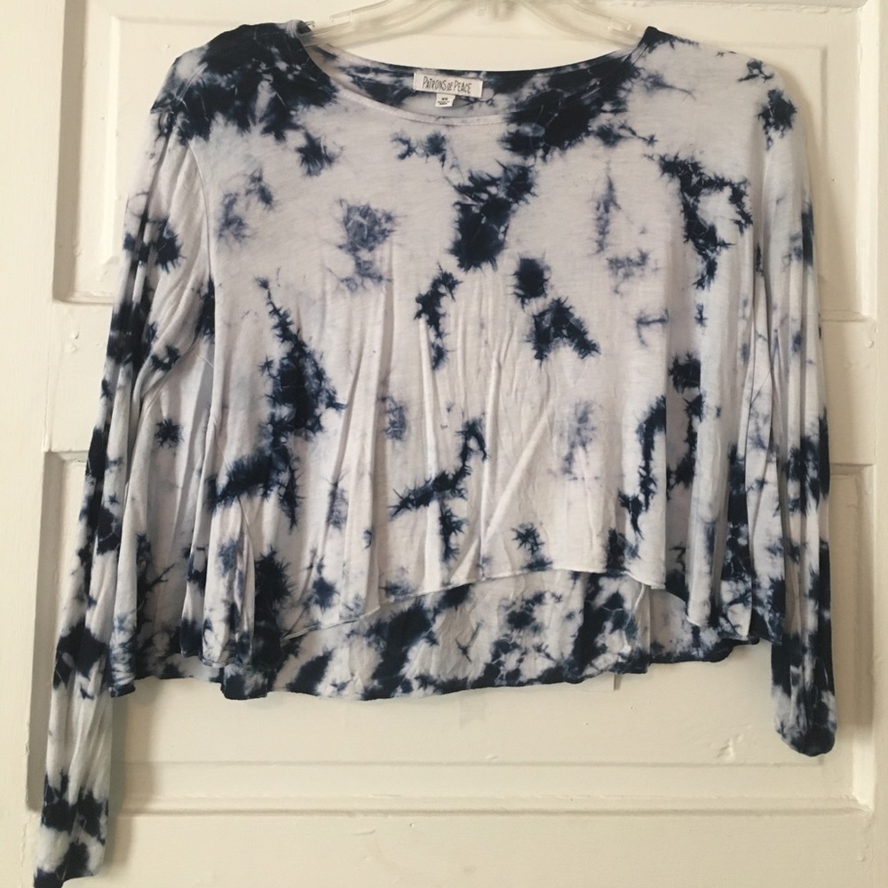 long sleeve flowy shirt