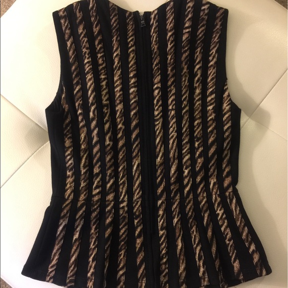 New with Tags! BCBG stripped lined peplum XS - Picture 4 of 8
