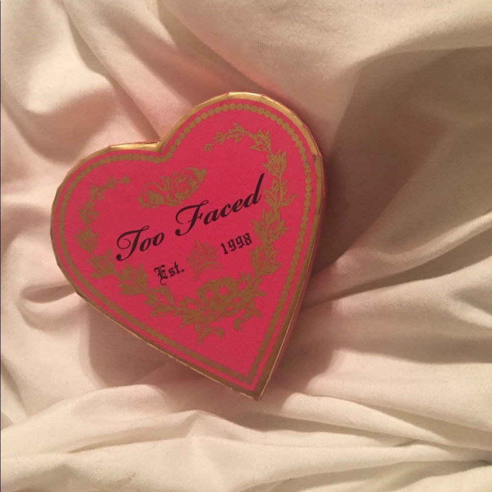 Toofaced Sweethearts Blush Something about Berry