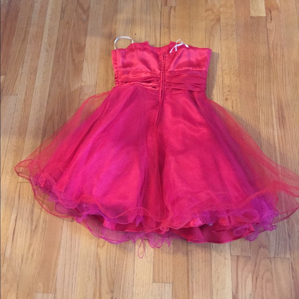 Red strapless prom dress - Picture 4 of 7