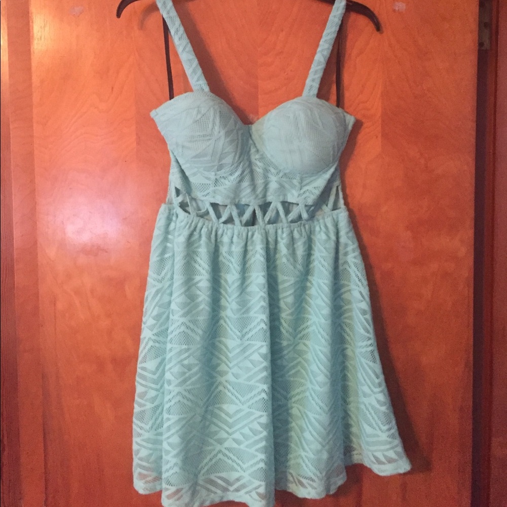Sundress ✨ - Picture 1 of 3