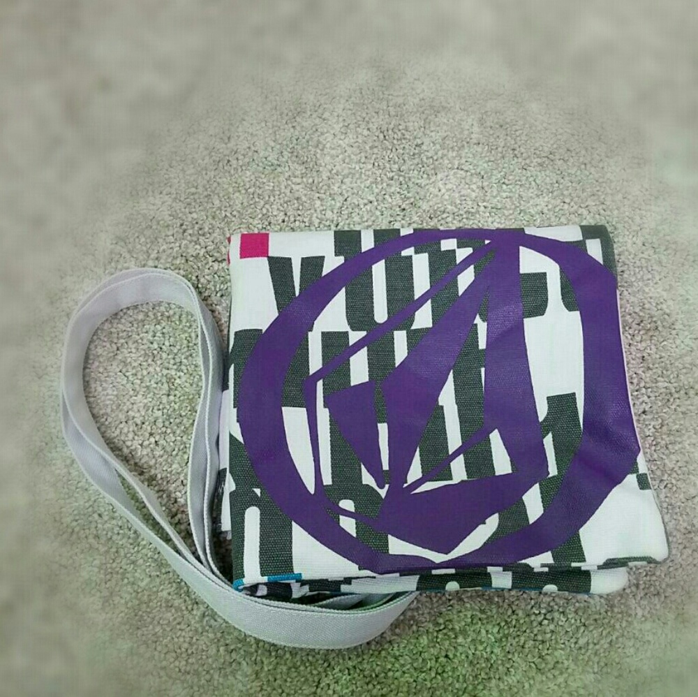Volcom Canvas Tote