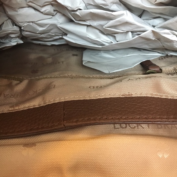 Lucky Brand Ali Leather Flap Crossbody Bag - Picture 6 of 8