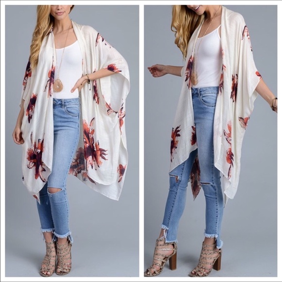 2X HOST PICK❤Garden Party Flower Kimono - Picture 2 of 8