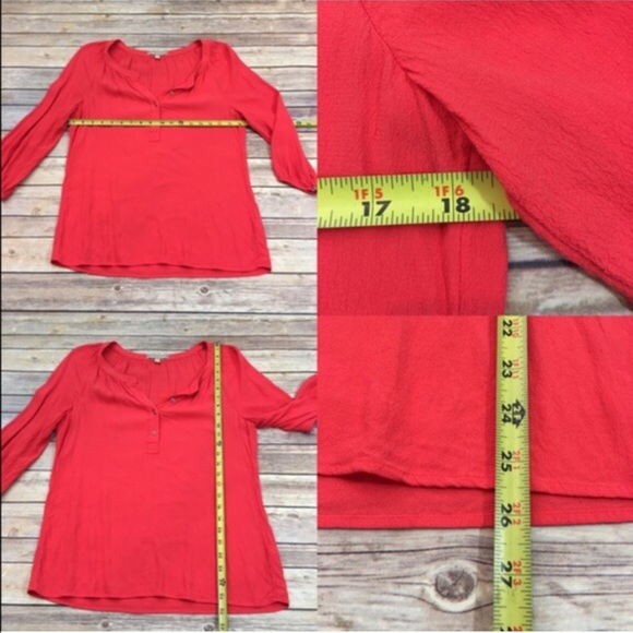 SOLD 💛Sz Small Banana Republic 3/4 Half Button - Picture 2 of 4