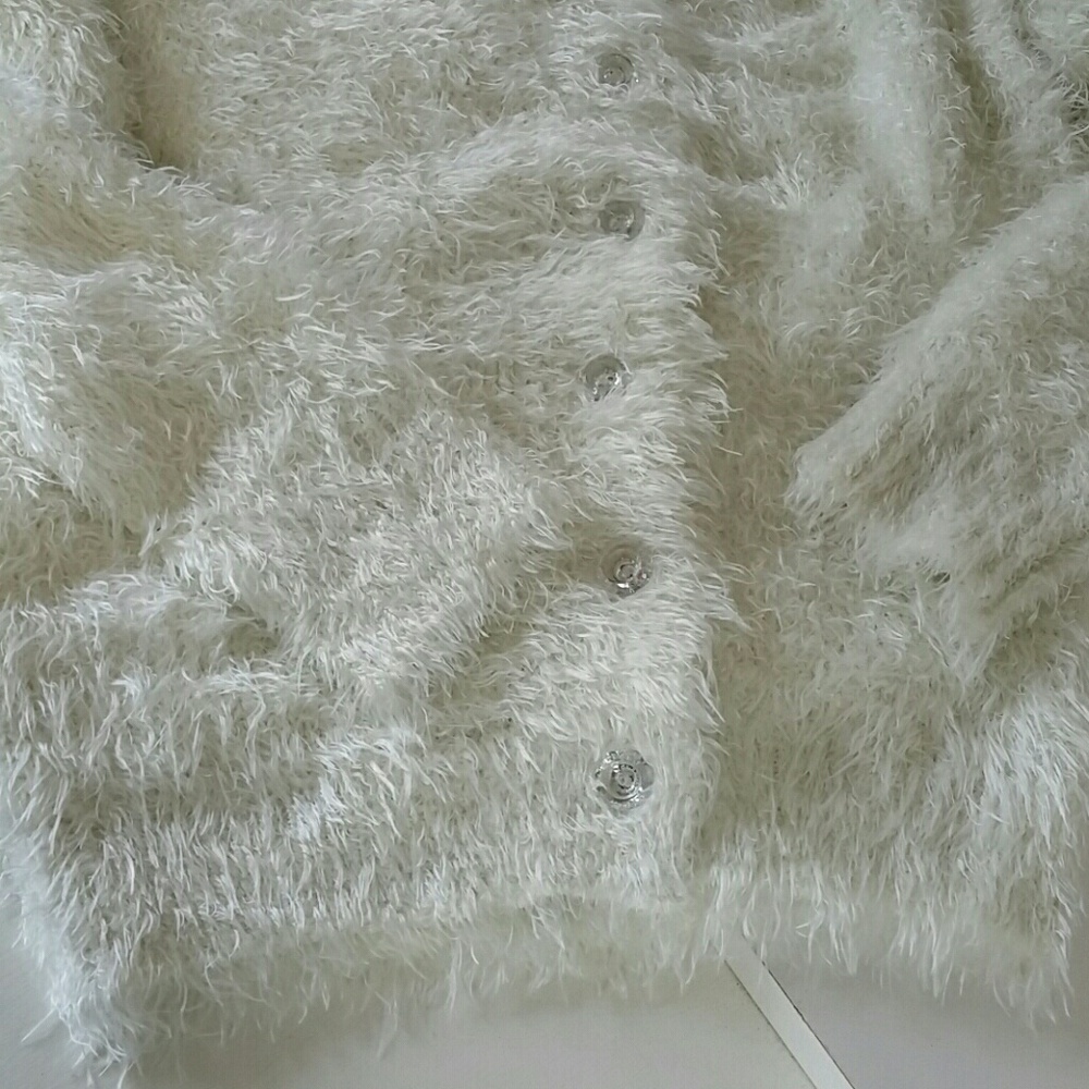 Kersh Fuzzy Sweater - Picture 6 of 8