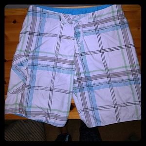 NWOT Quicksilver boardshorts Mens Size 36