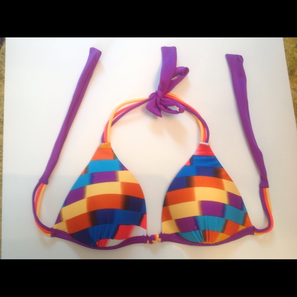 👙💐🎉HP👙🌞💐 6/17 Swim suit push up top