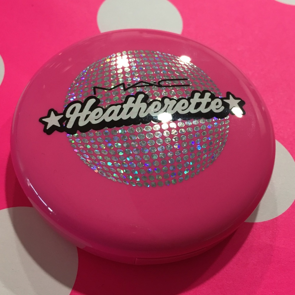 HEATHERETTE 💗✨Beauty powder